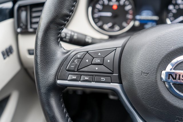 Used 2022 Nissan Rogue Sport SL w/ Premium Package image 26