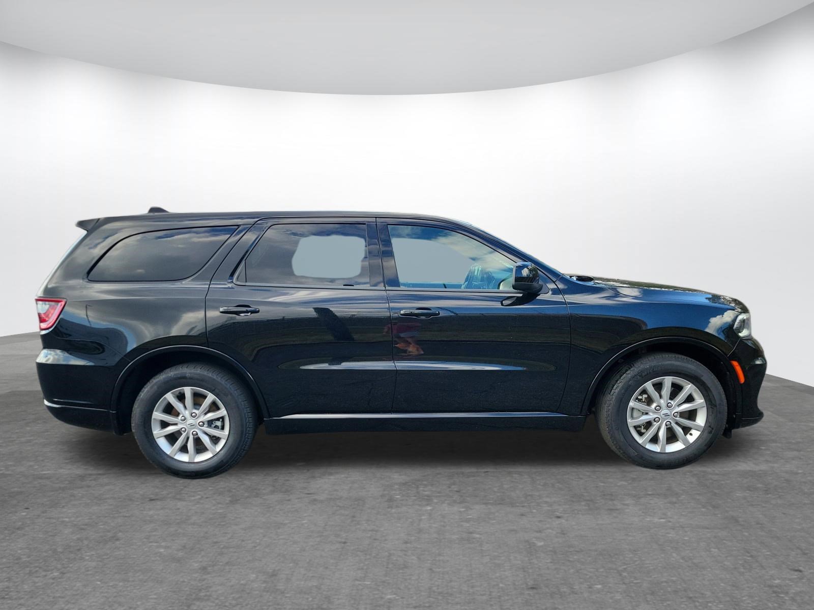 Used 2025 Dodge Durango GT image 27