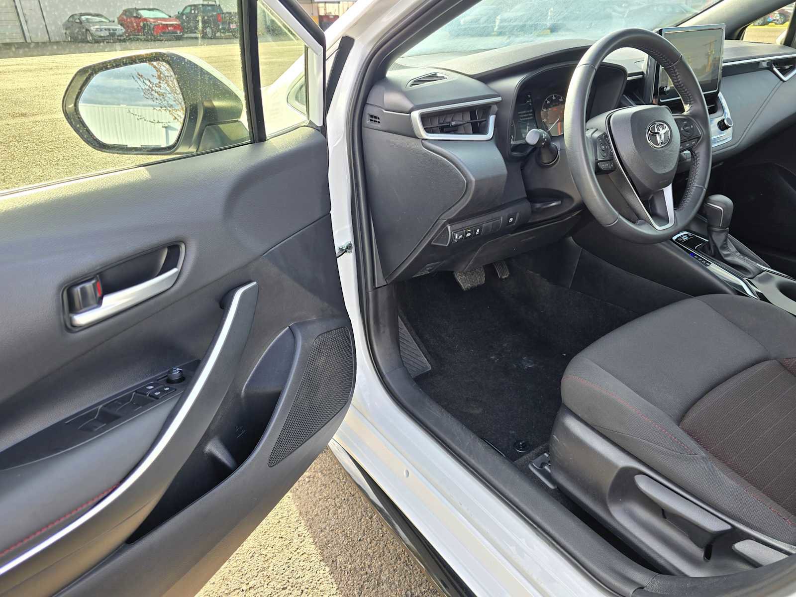 Certified 2024 Toyota Corolla SE image 20