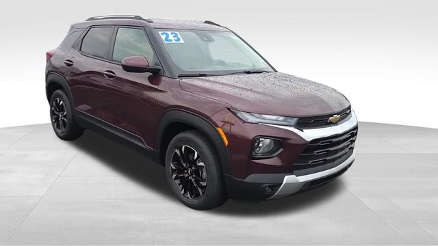 Certified 2023 Chevrolet TrailBlazer LT w/ Convenience Package FWD image 2