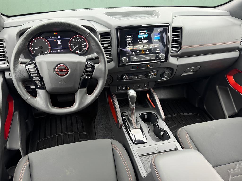 Used 2022 Nissan Frontier Pro-X image 13