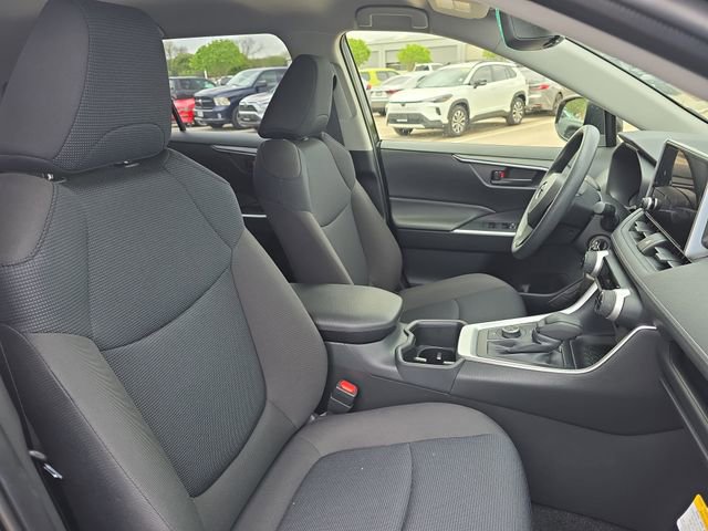 Used 2025 Toyota RAV4 LE image 10