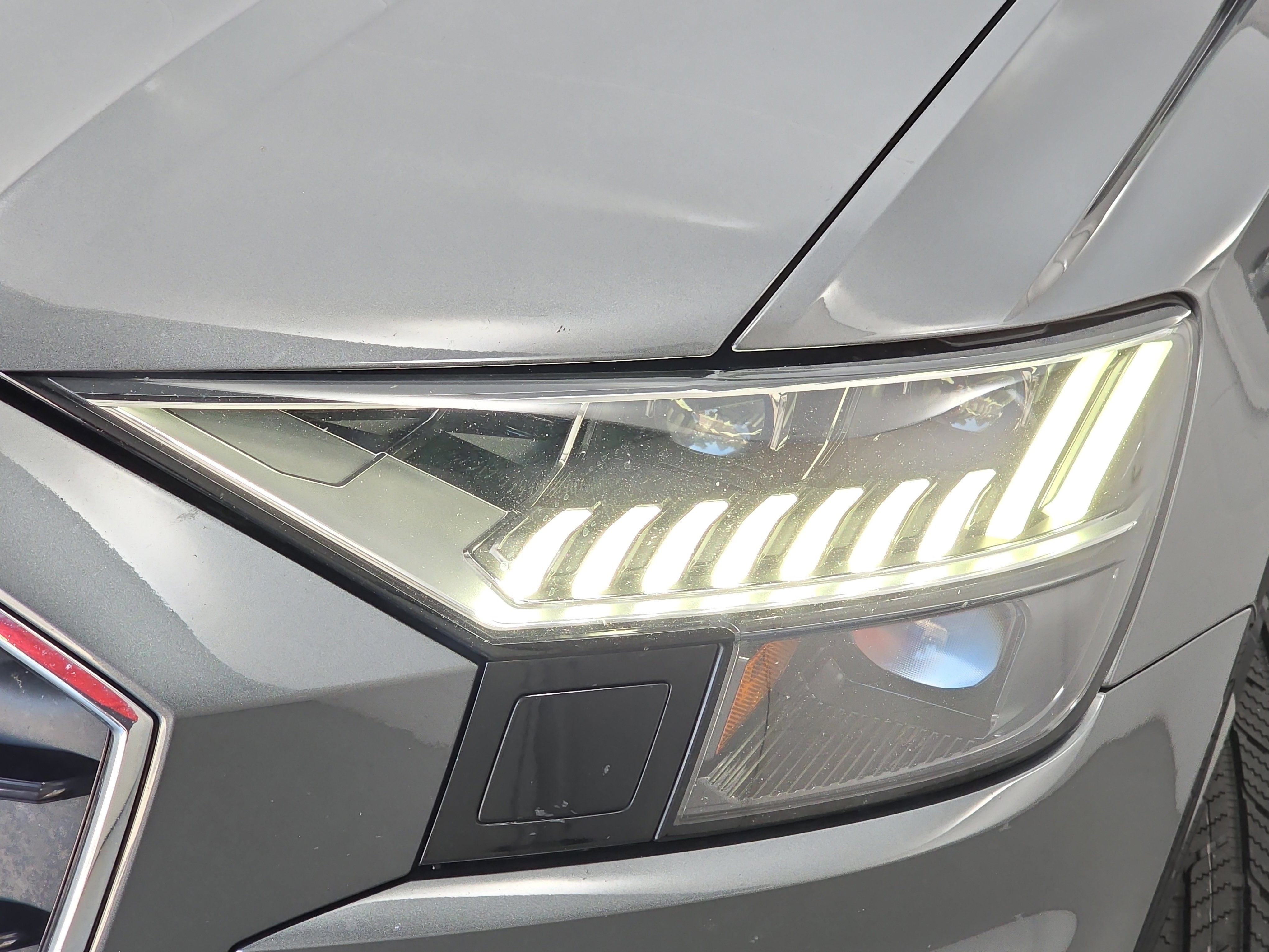 Used 2021 Audi Q8 Premium Plus image 63