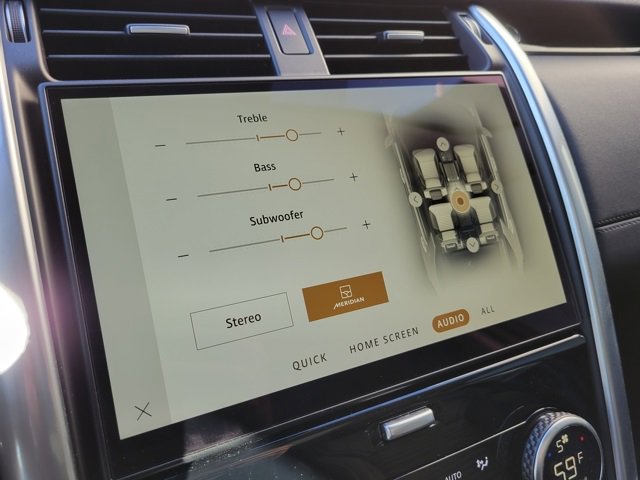 Used 2024 Land Rover Discovery S image 33