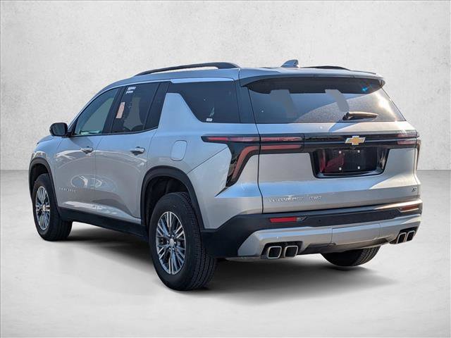 Used 2024 Chevrolet Traverse LT AWD/4WD image 7
