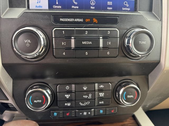 Used 2019 Ford F150 Lariat AWD/4WD image 13