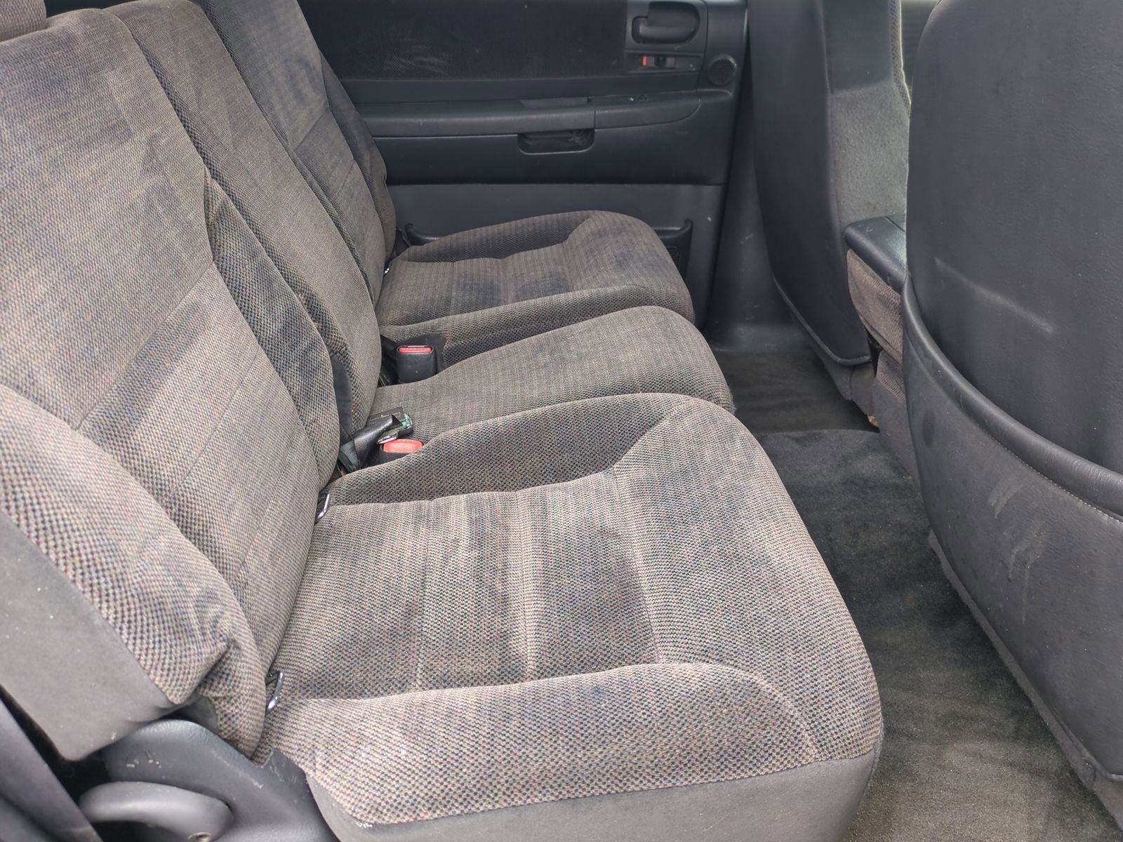 Used 2003 Dodge Durango SLT image 28