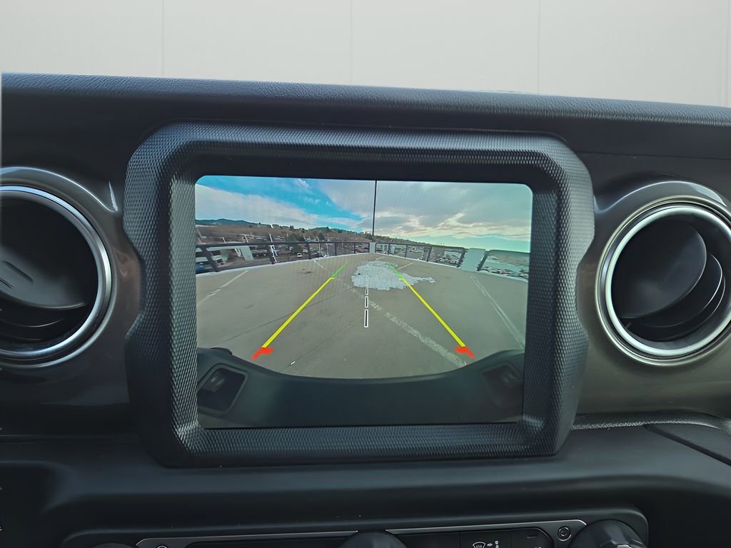 Used 2023 Jeep Gladiator Overland image 19