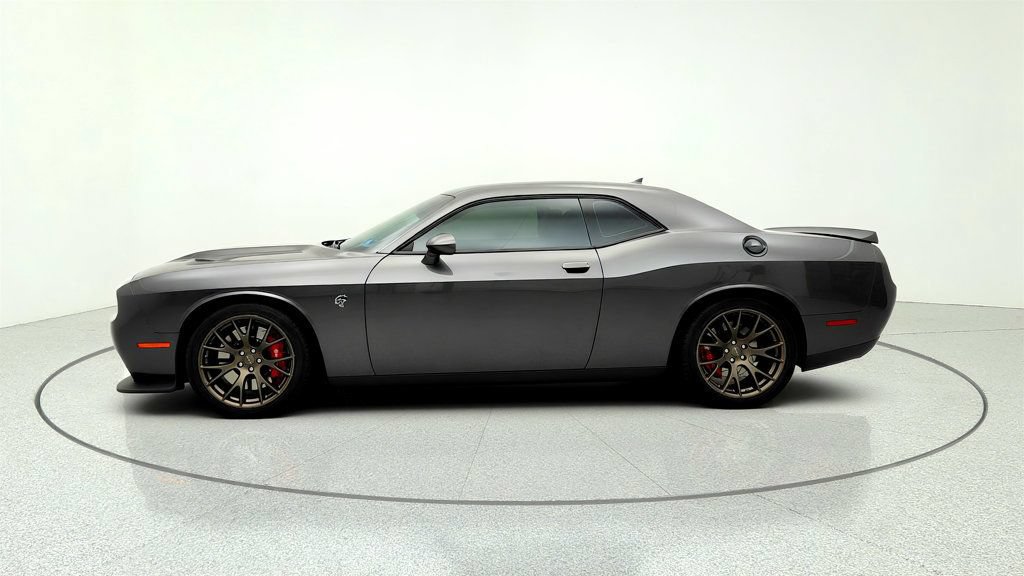 Used 2016 Dodge Challenger SRT Hellcat RWD image 8