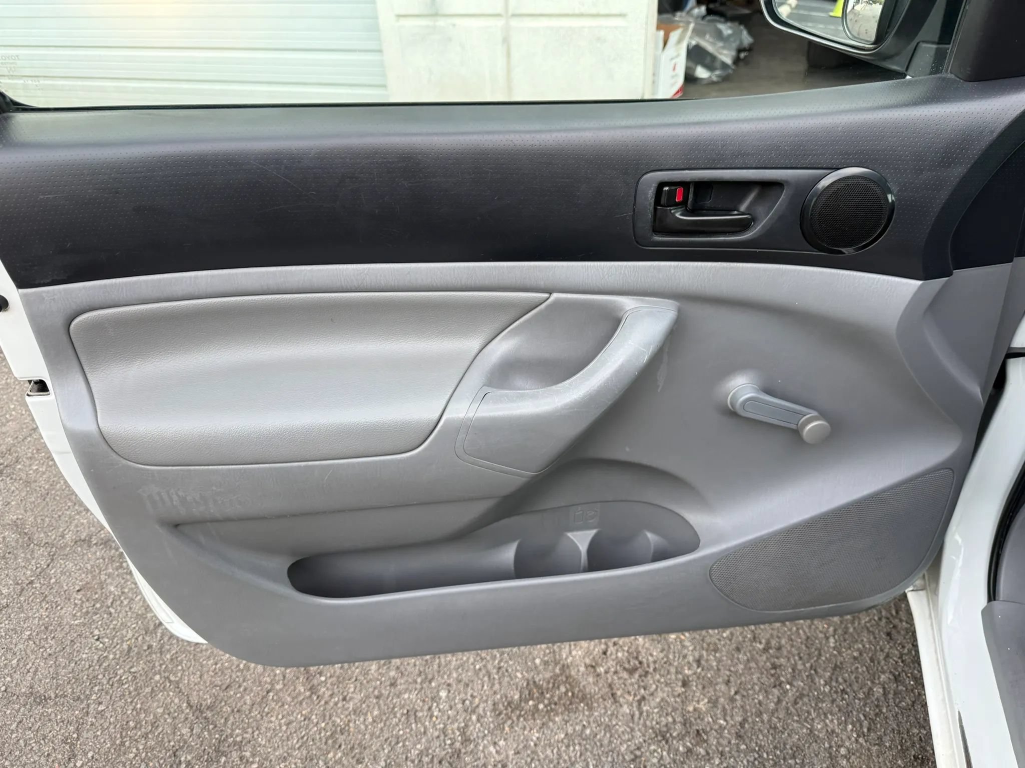 Used 2014 Toyota Tacoma 2WD Regular Cab image 19