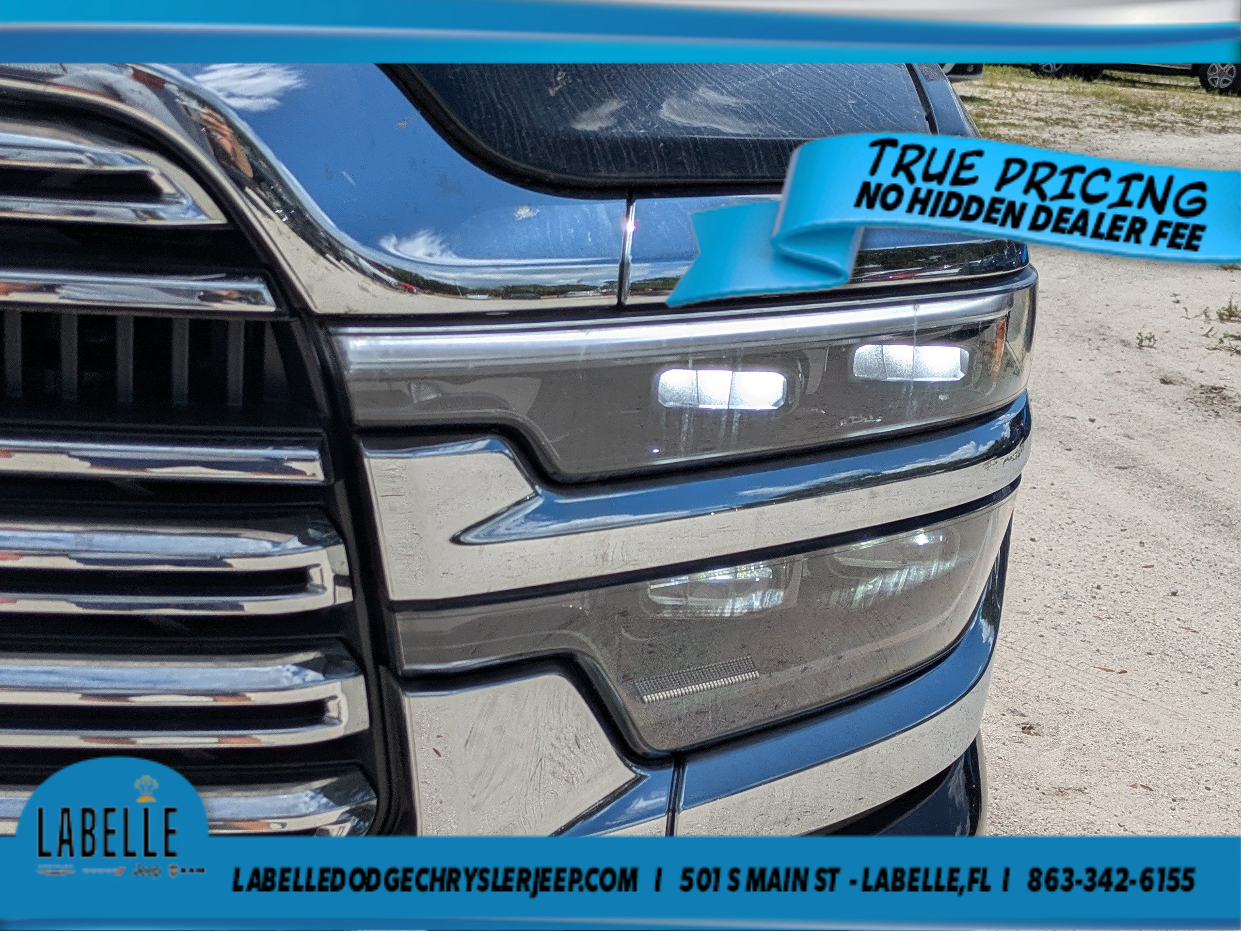 Used 2026 RAM 2500 Laramie AWD/4WD image 9