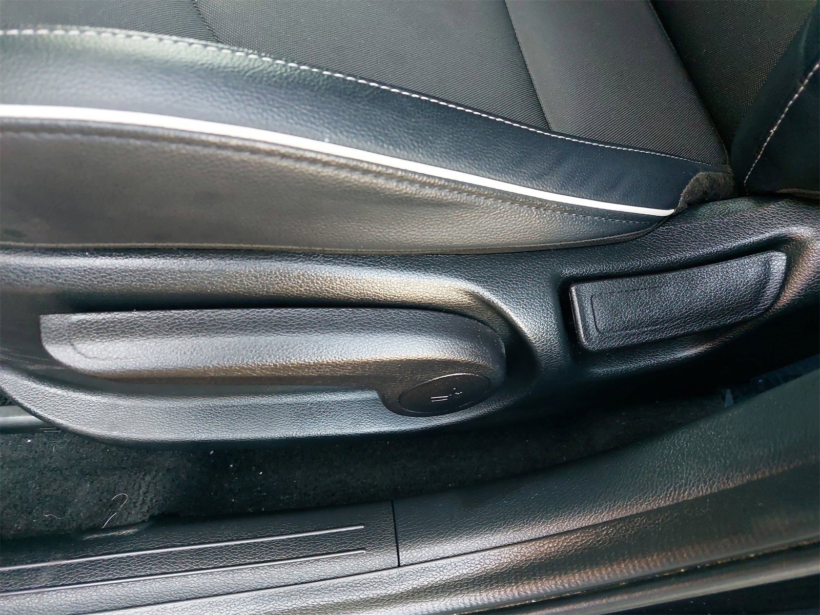 Certified 2023 Kia Forte GT-Line w/ GT-Line Technology Package image 35