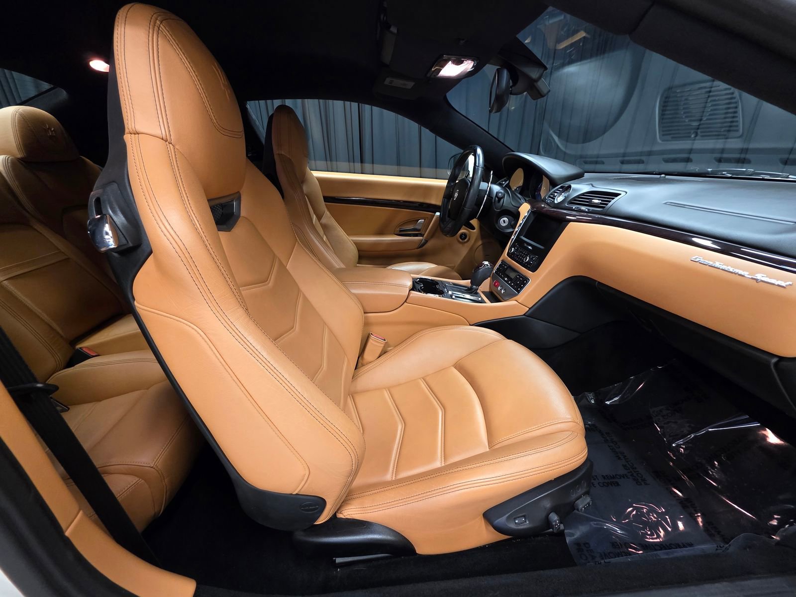 Used 2015 Maserati GranTurismo Sport RWD image 2
