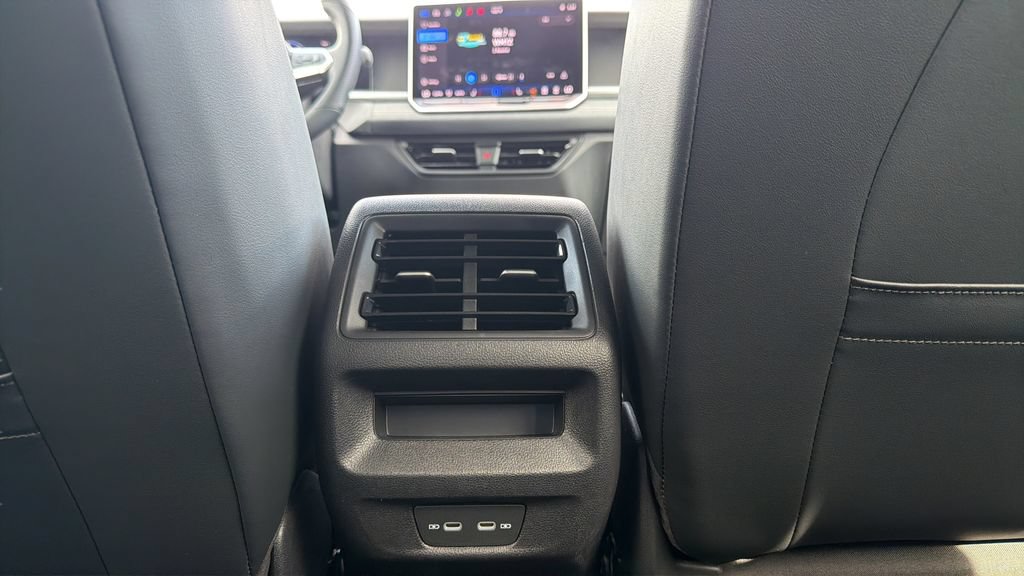 New 2026 Volkswagen Tiguan SE R-Line AWD/4WD image 26