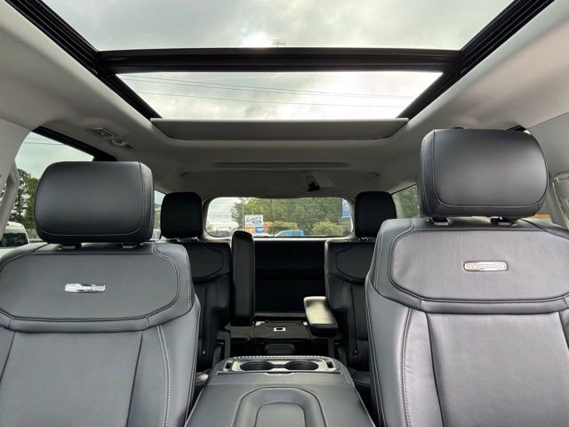 New 2025 Ford Expedition Platinum image 12