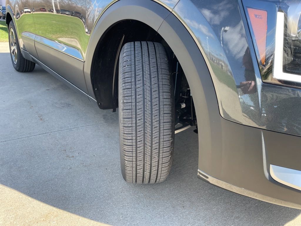 New 2026 Kia Niro LX image 16