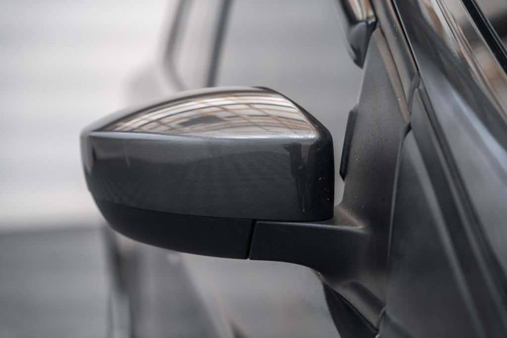 Used 2018 Ford Escape SEL FWD image 15