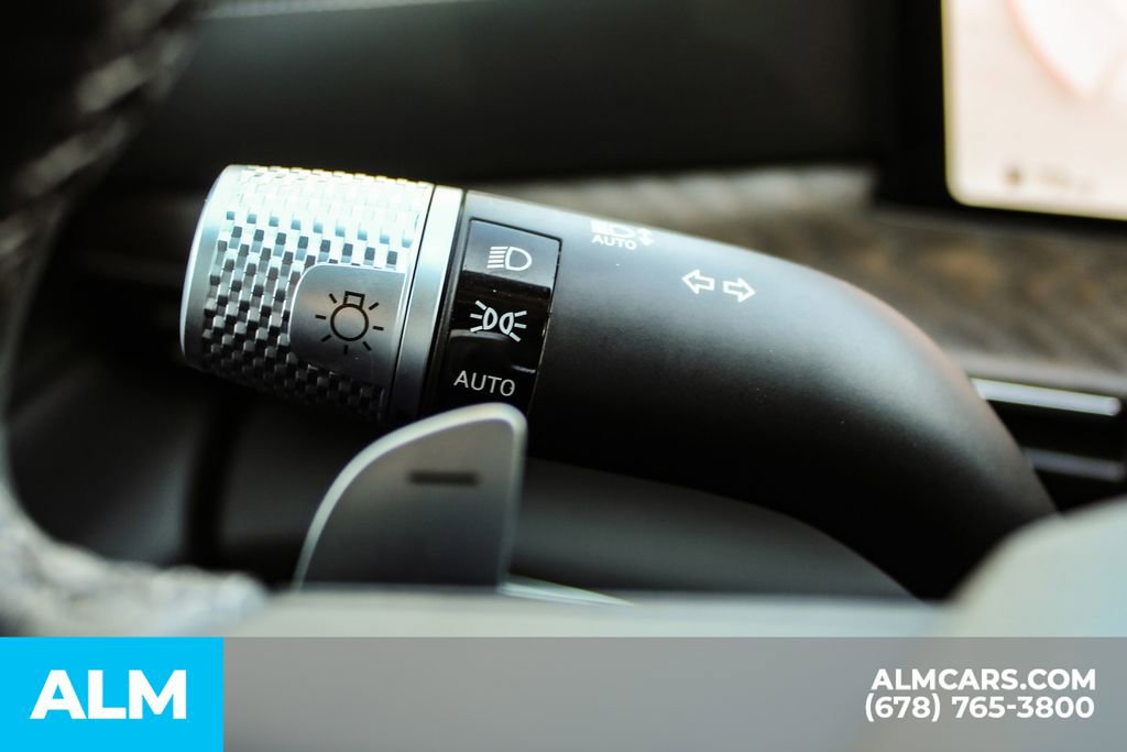 Used 2025 Genesis GV80 2.5T Advanced image 21