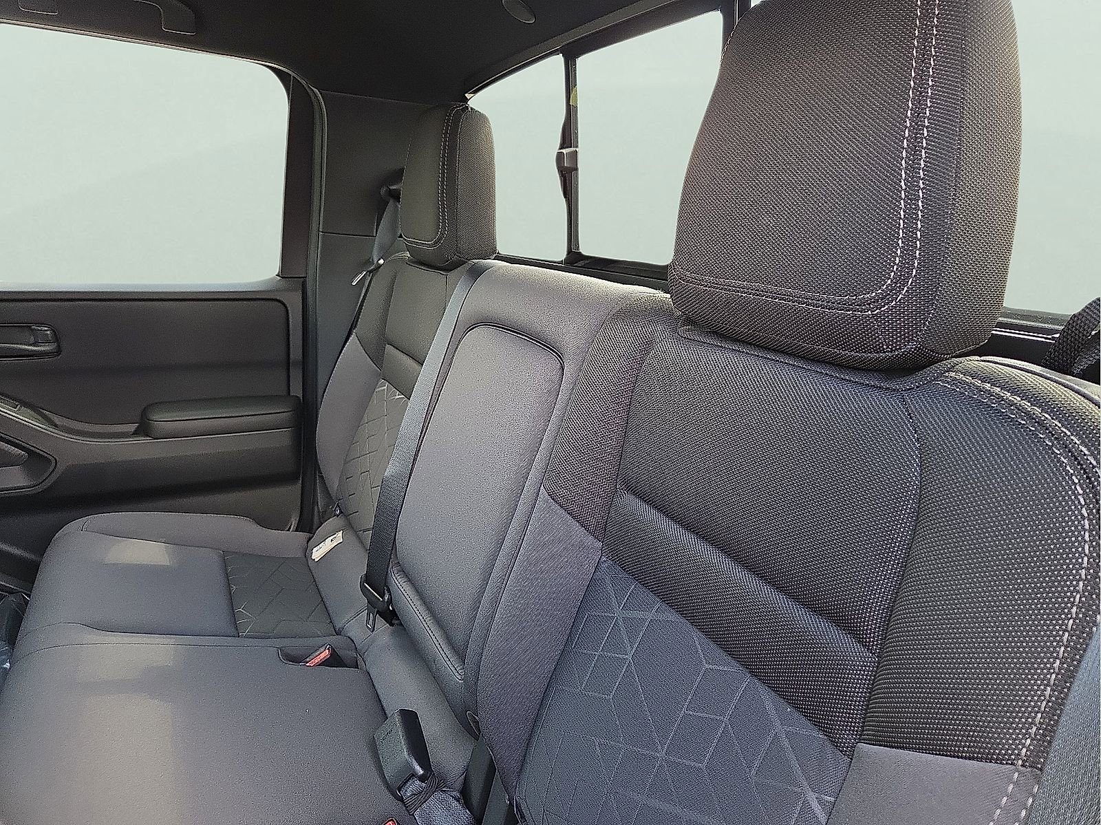 New 2026 Nissan Frontier SV w/ Tow Package AWD/4WD image 10