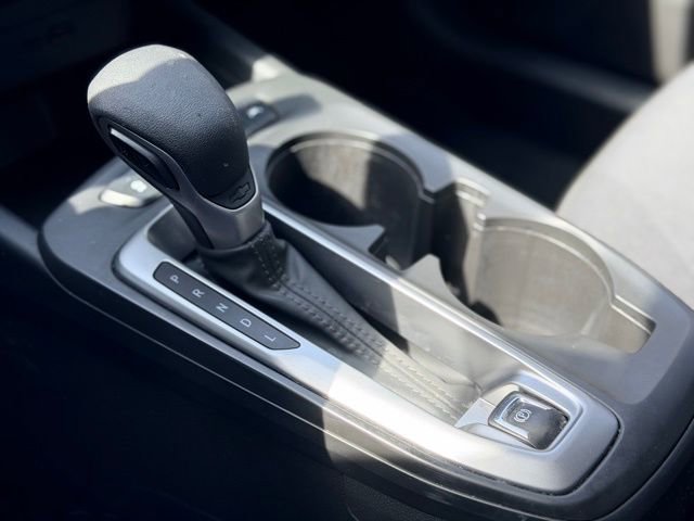 Certified 2025 Chevrolet Trax LS FWD image 14