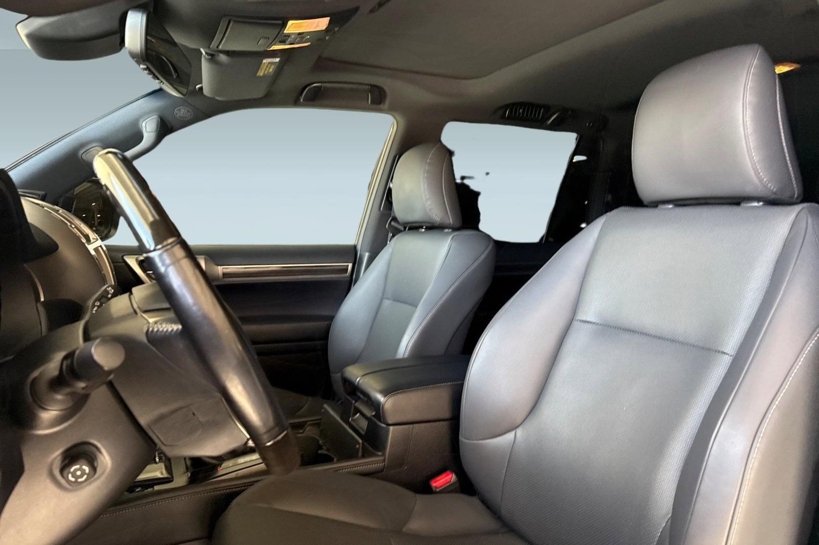 Used 2020 Lexus GX 460 Premium image 5