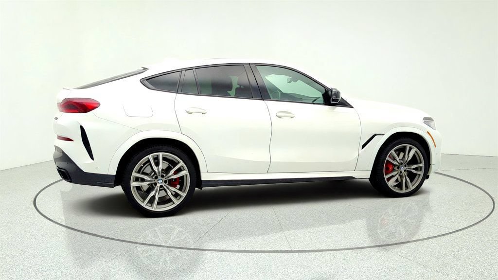 Used 2022 BMW X6 M50i w/ Executive Package AWD/4WD image 4