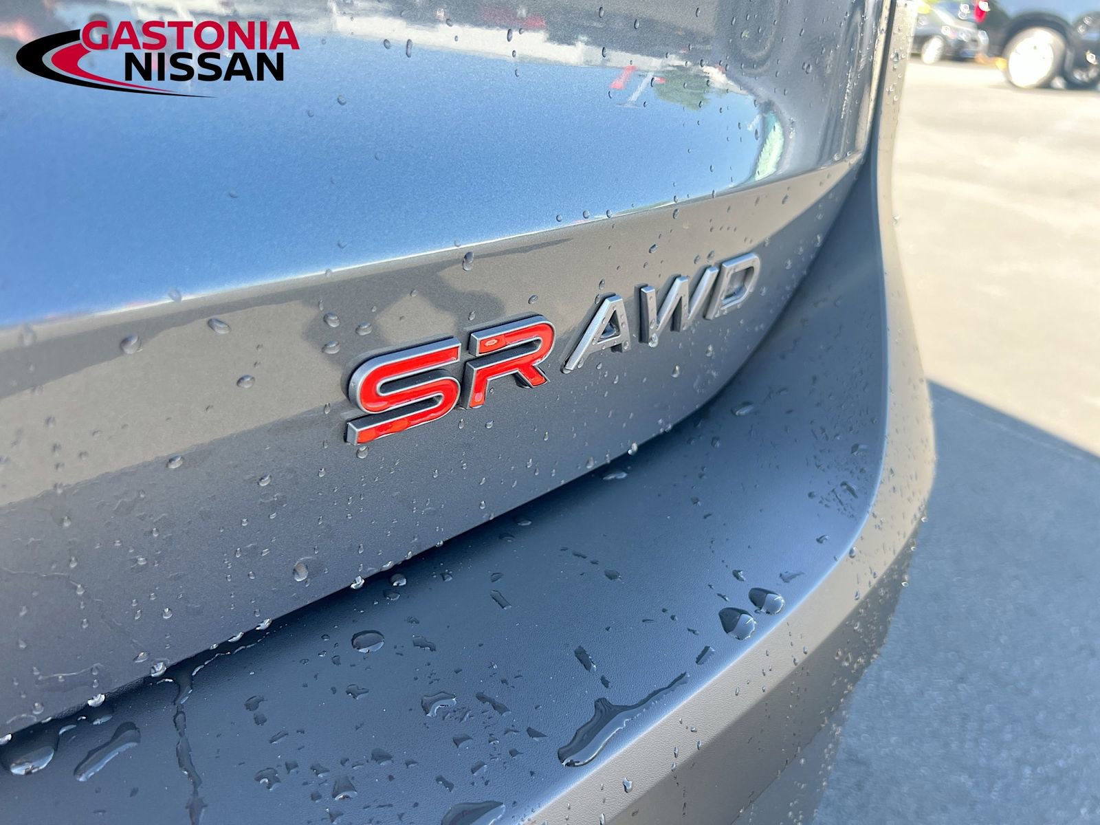 Used 2025 Nissan Kicks SR image 40