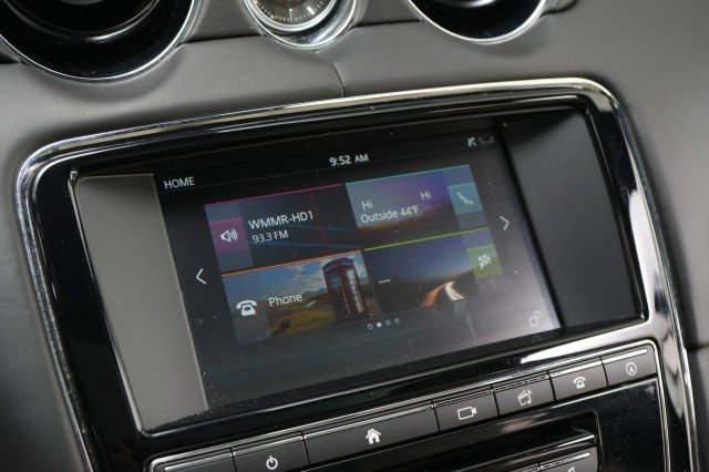 Used 2016 Jaguar XJ L Portfolio image 47