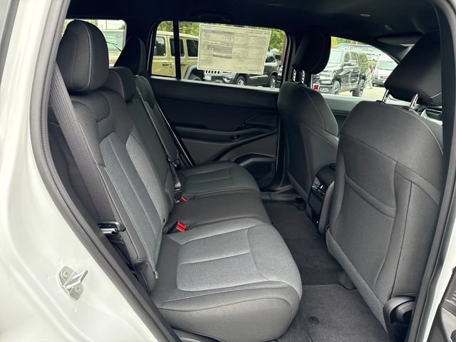 New 2026 Jeep Cherokee Laredo AWD/4WD image 10