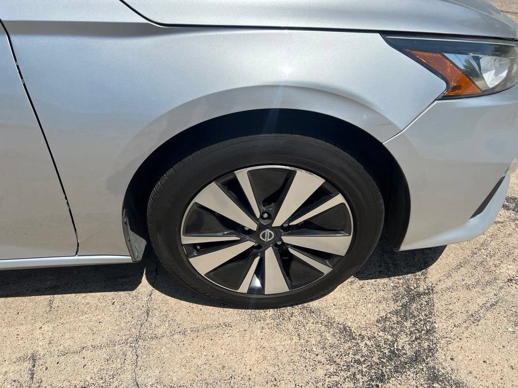 Used 2022 Nissan Altima 2.5 SV FWD image 17