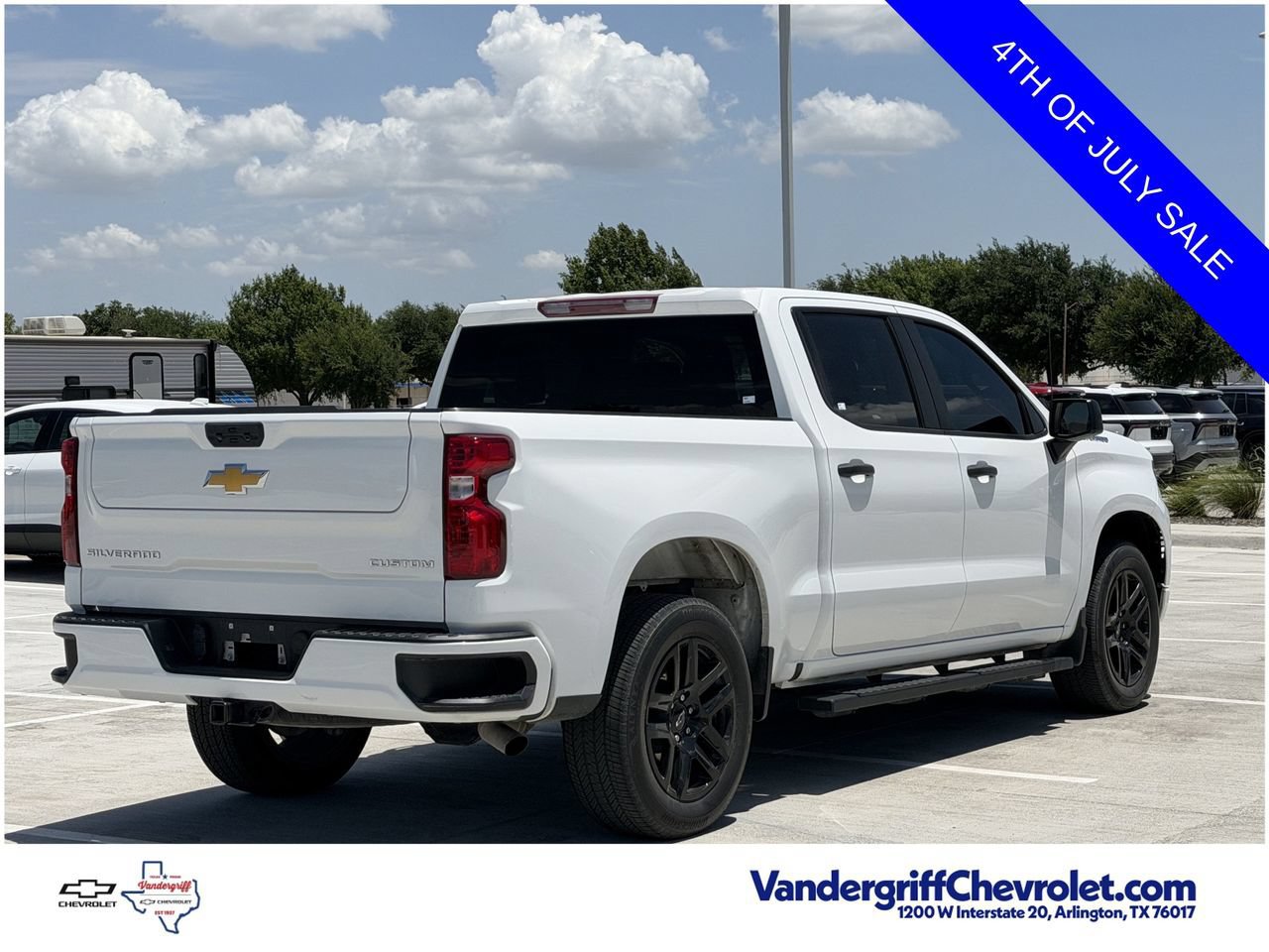 Used 2024 Chevrolet Silverado 1500 Custom RWD image 4