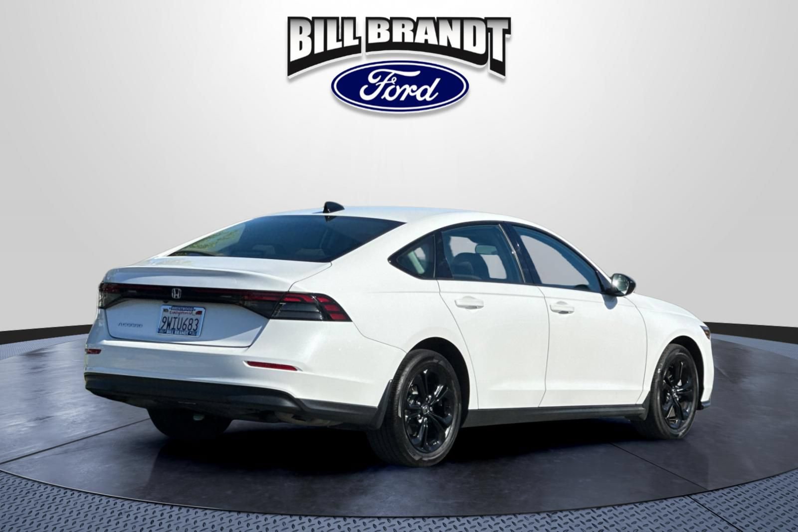 Used 2025 Honda Accord SE image 3