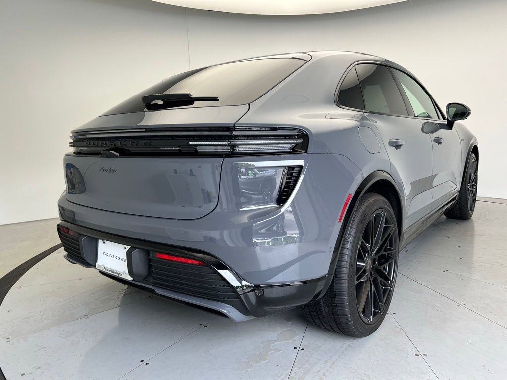 New 2025 Porsche Macan Turbo Electric image 22