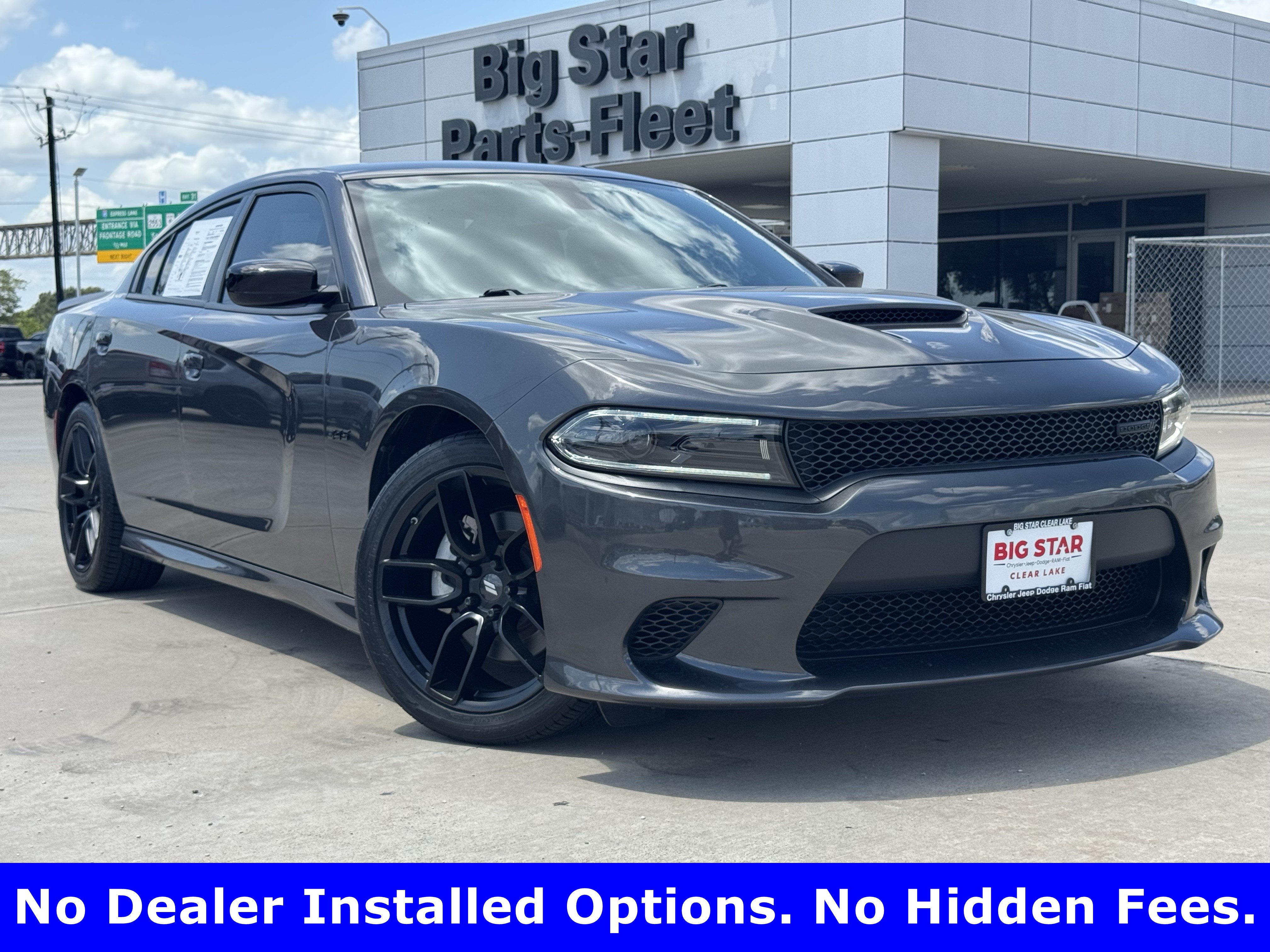 Used 2023 Dodge Charger R/T w/ Blacktop Package RWD image 2