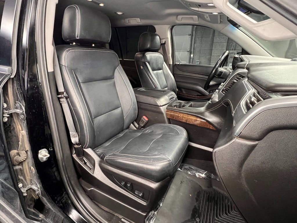 Used 2019 Chevrolet Suburban LS image 4