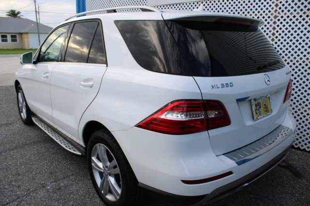 Used 2014 Mercedes-Benz ML 350 BlueTEC 4MATIC w/ Premium 1 Package image 5