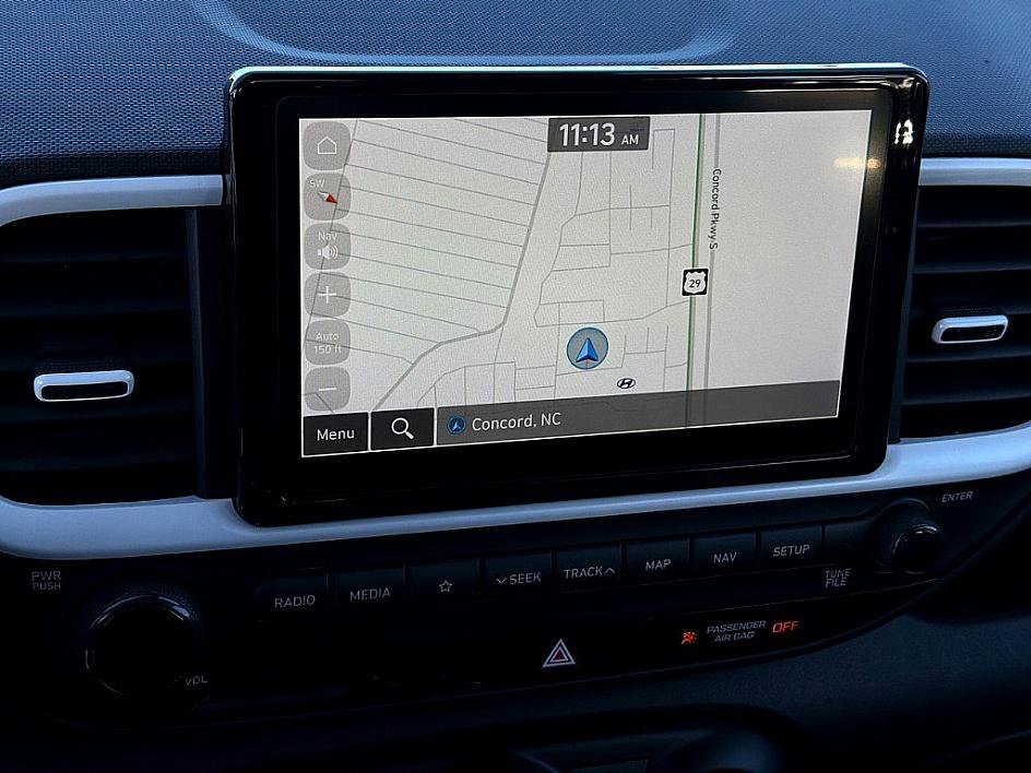 Used 2022 Hyundai Venue Limited w/ Cargo Package image 12