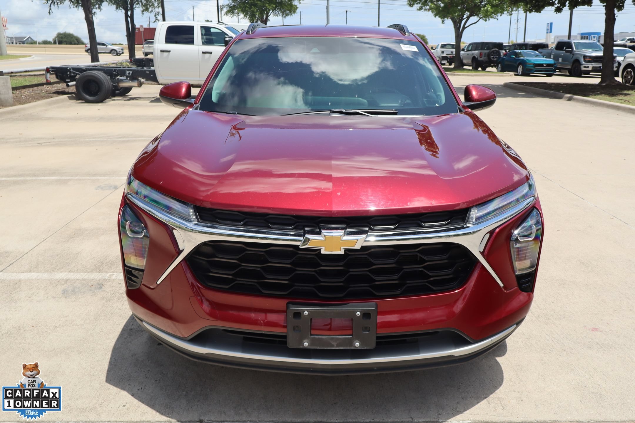 Used 2024 Chevrolet Trax LT w/ LT Convenience Package FWD image 9