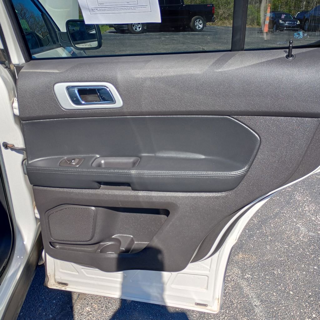 Used 2012 Ford Explorer XLT AWD/4WD image 20