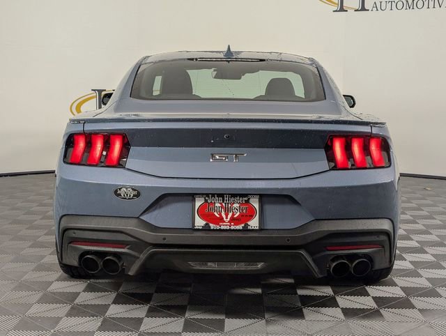 Used 2025 Ford Mustang GT Premium image 6