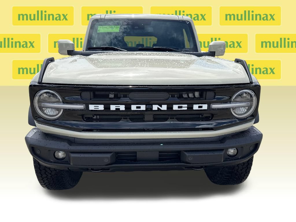 New 2026 Ford Bronco Outer Banks w/ Sasquatch Package AWD/4WD image 12
