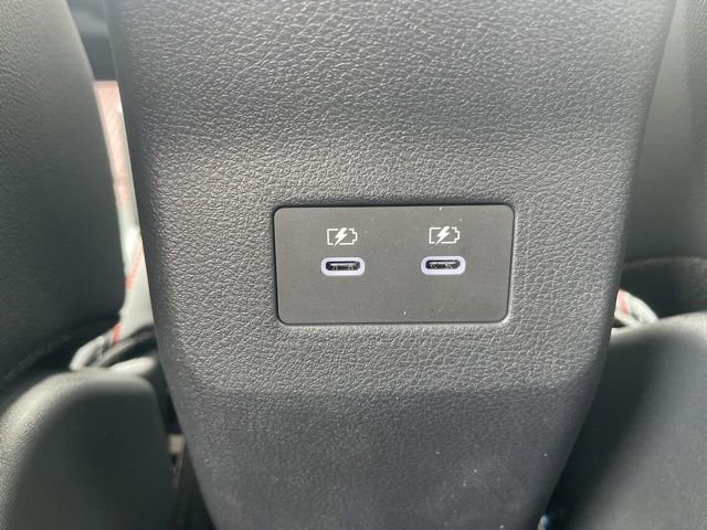 New 2025 Nissan Kicks SR image 13