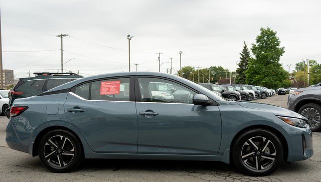 Used 2025 Nissan Sentra SV w/ All-Weather Package FWD image 5
