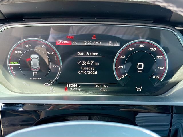 Used 2024 Audi Q8 e-tron Prestige w/ Prestige Package AWD/4WD image 39