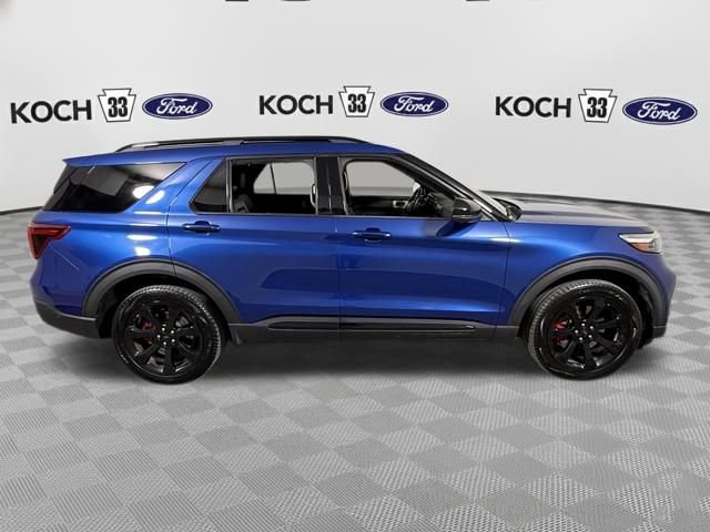 Used 2020 Ford Explorer ST w/ ST Street Pack image 9