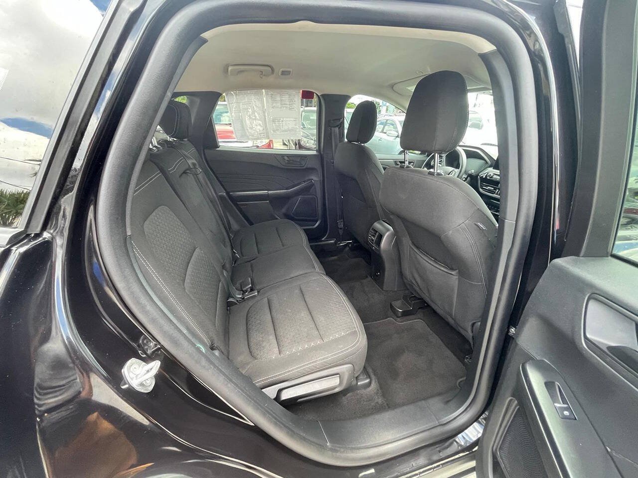 Used 2025 Ford Escape Active FWD image 2
