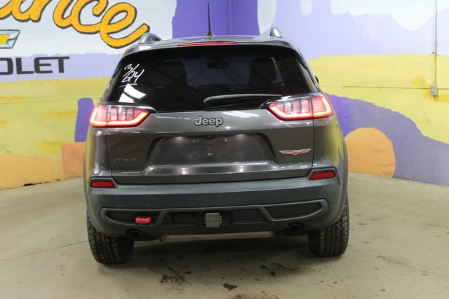 Used 2019 Jeep Cherokee Trailhawk AWD/4WD image 7