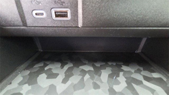 New 2026 GMC Canyon Elevation w/ Convenience Package image 29