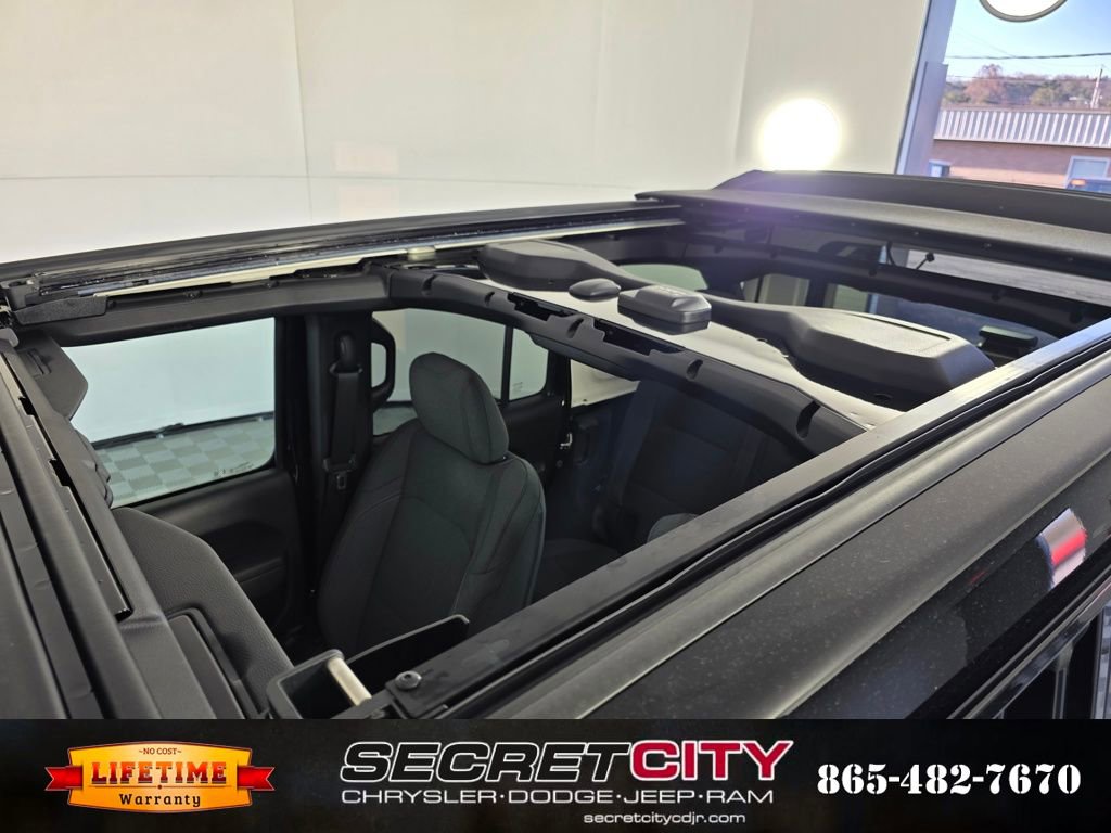 New 2026 Jeep Wrangler Unlimited Sport image 29