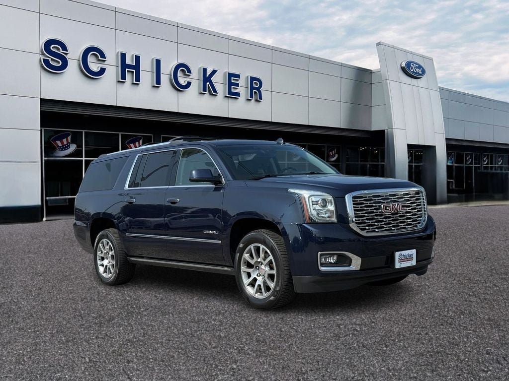 Used 2019 GMC Yukon XL Denali AWD/4WD image 1